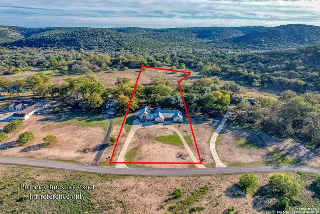 $850,000 | 498 Camino Del Rancho, Concan, TX 78838