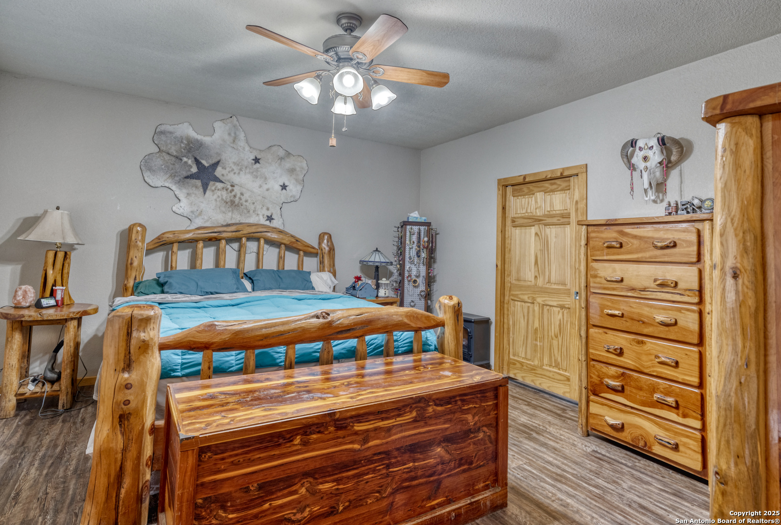 498 Camino Del Rancho Concan, TX 78838 - Photo 9 of 37