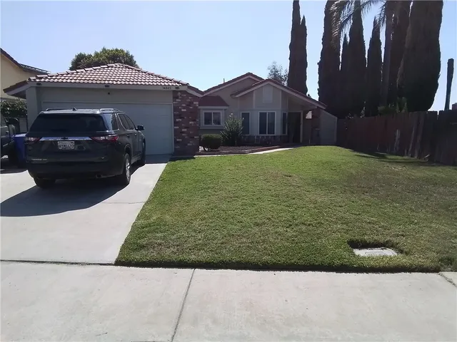 $550,000 | 14045 Parkwood Drive, Fontana, CA 92337