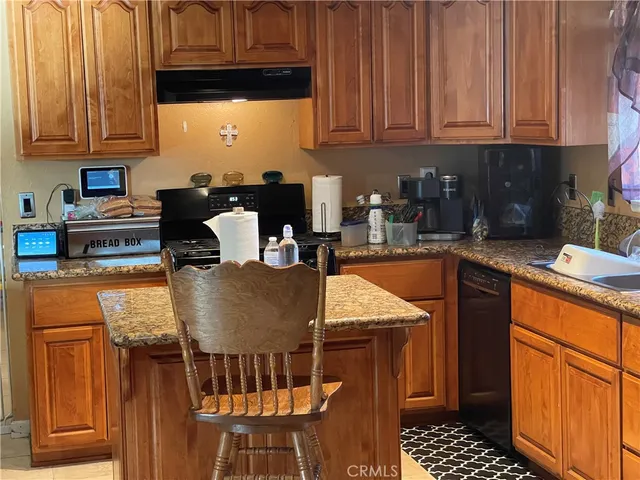 $550,000 | 14045 Parkwood Drive, Fontana, CA 92337