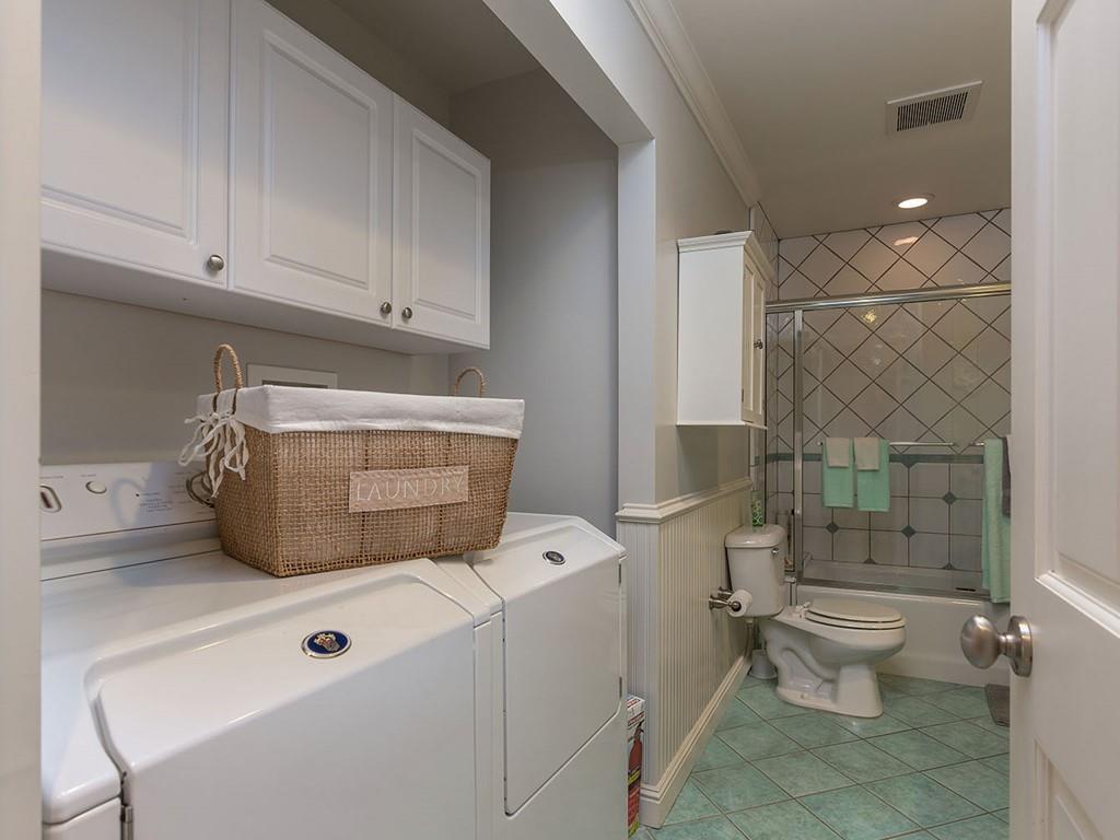 518 Patrol Road Woodside, CA 94062 - Photo 21 of 37 a bathroom with a toilet and a shower
