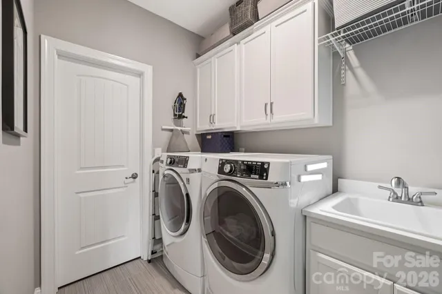 $1,475,000 | 1020 Liggets Drive, Matthews, NC 28104