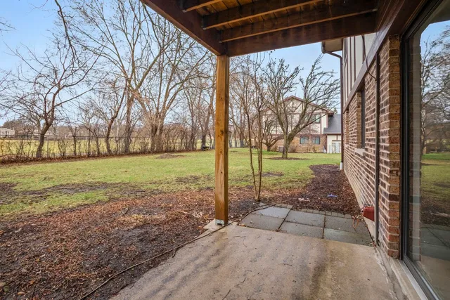 $344,700 | 1454 North Elmhurst Road, Unit 102B, Mount Prospect, IL 60056