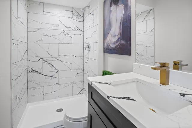 $344,700 | 1454 North Elmhurst Road, Unit 102B, Mount Prospect, IL 60056