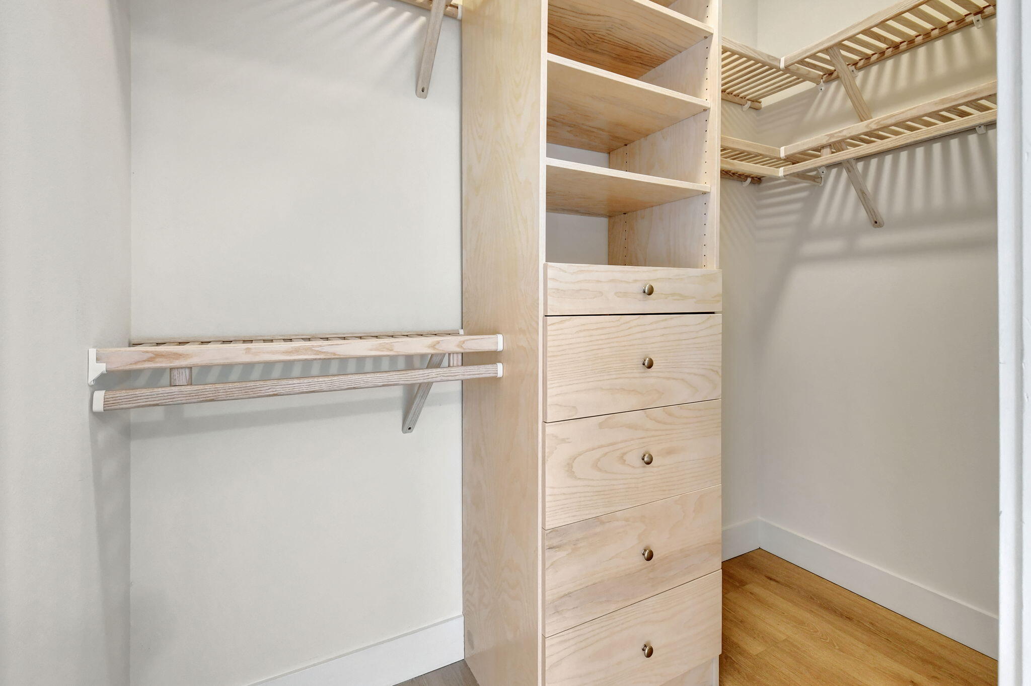 325 Atlantic Grove Way Delray Beach, FL 33444 - Photo 30 of 45 Primary Closet