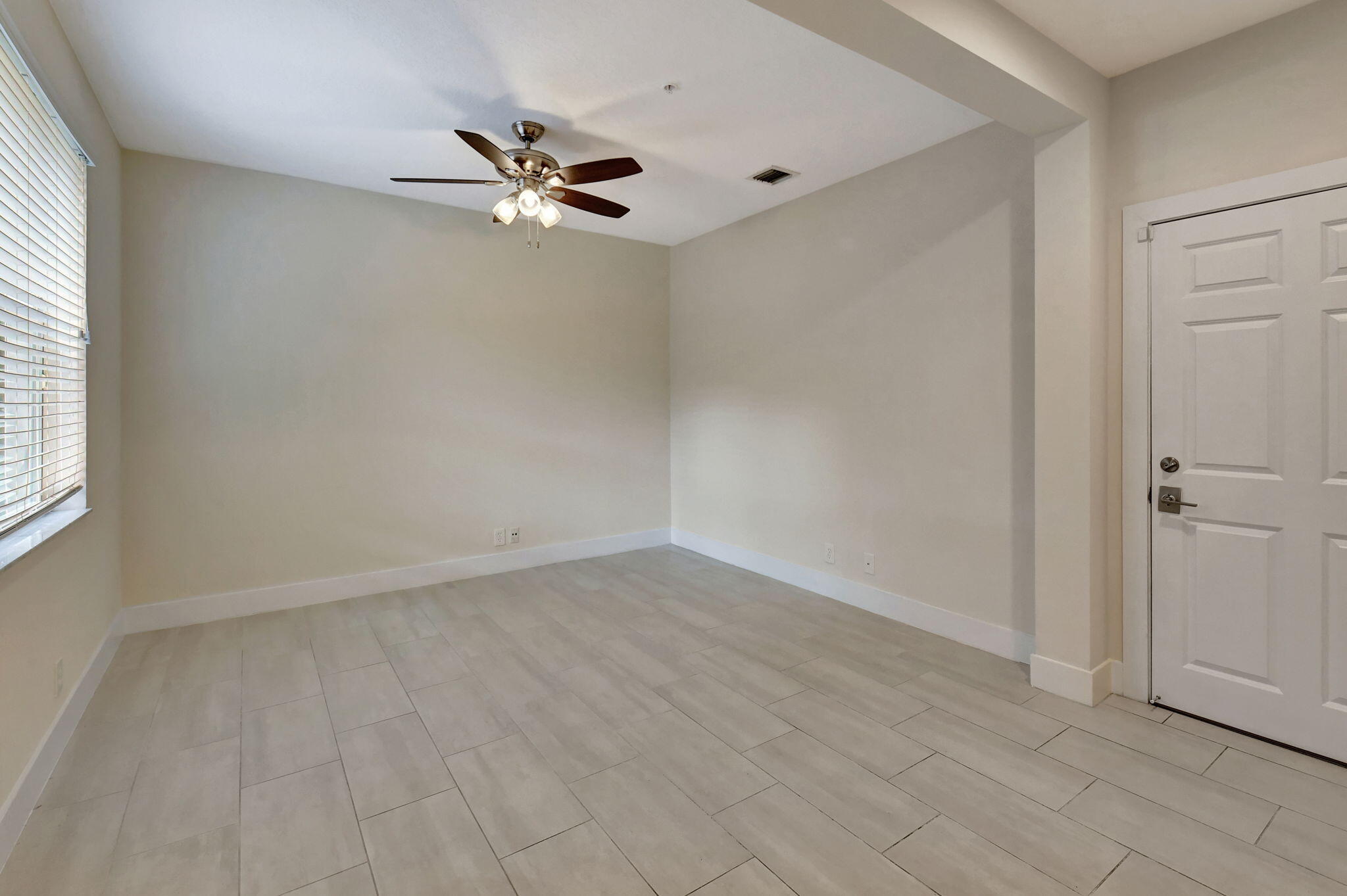 325 Atlantic Grove Way Delray Beach, FL 33444 - Photo 4 of 45 1st floor bonus room