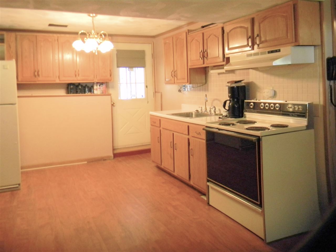 28 Porter Road Chelmsford, MA 01824 - Photo 21 of 31