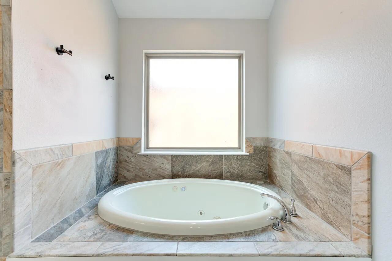 6113 74th Street Lubbock, TX 79424 - Photo 34 of 53 d780a7088c206be5f65194cef63e5fc3l-m18263
