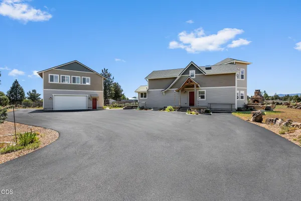 $950,000 | 66967 Lance Road, Bend, OR 97703