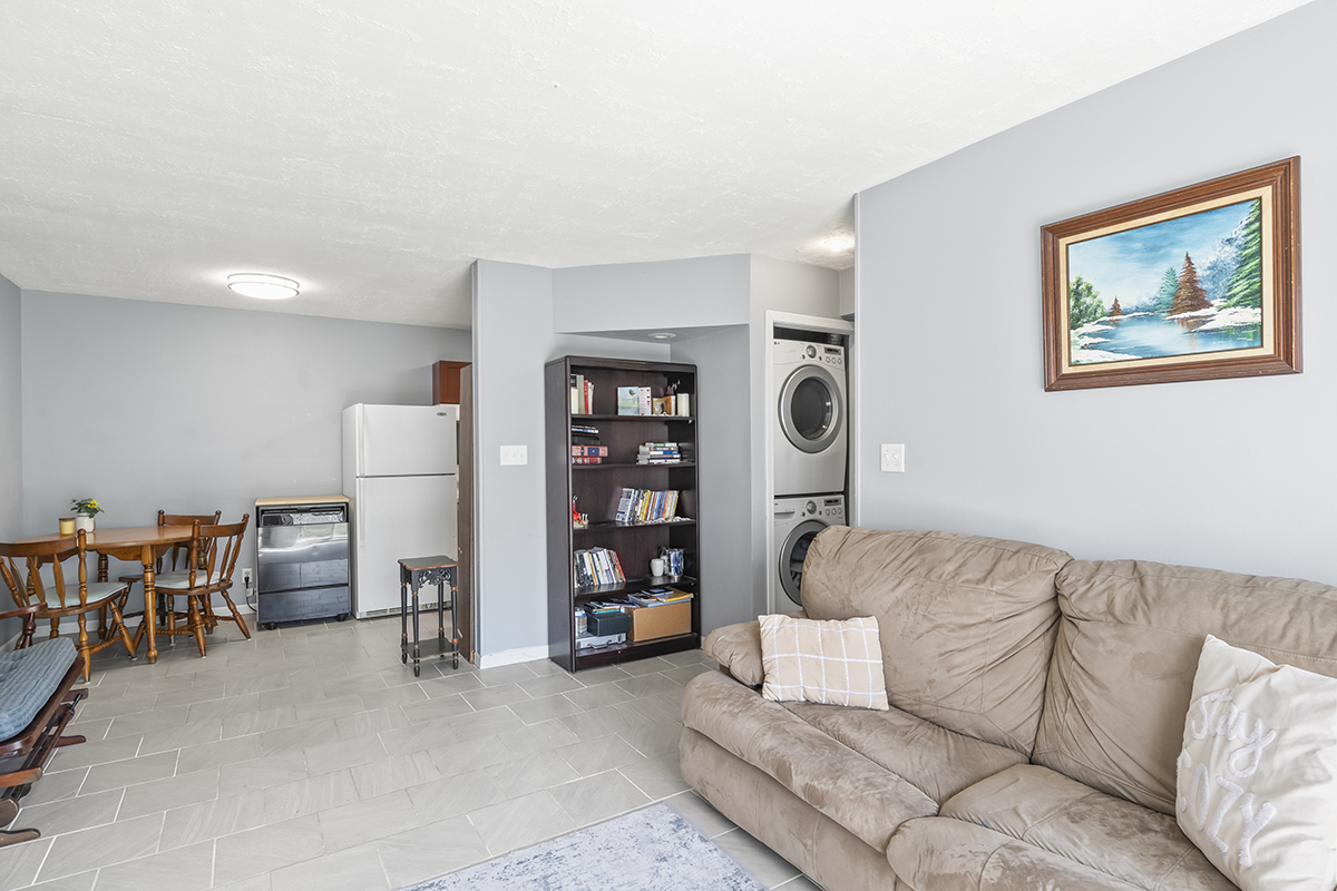 2400 Light Road, Unit 103 Oswego, IL 60543 - Photo 3 of 21