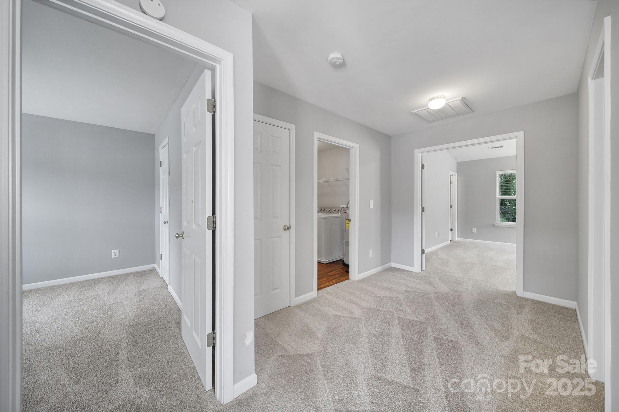 13719 Singleleaf Lane Charlotte, NC 28278 - Photo 19 of 42 a view of a big room with closet and a bathroom