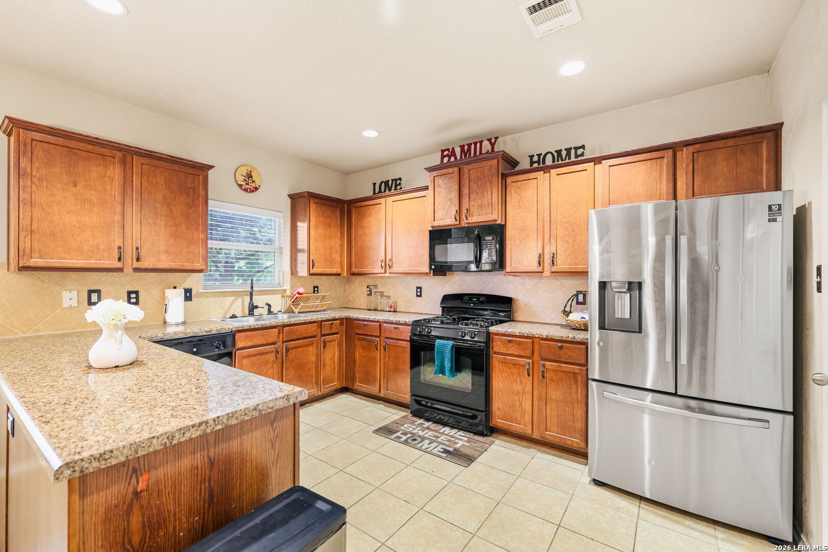 2949 Ashwood Road Schertz, TX 78108 - Photo 6 of 19