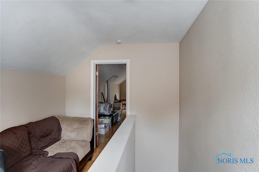 2456 Goddard Road Toledo, OH 43606 - Photo 18 of 31 Gallery Image 18
