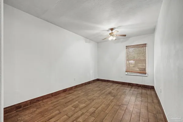 $392,500 | 101 Thurston Place, Crestview, FL 32536