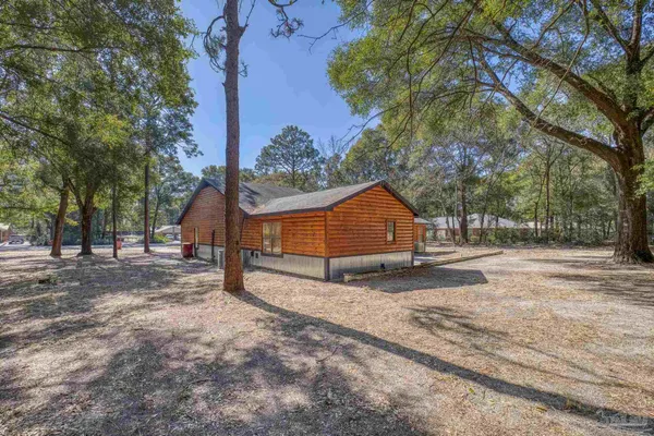 $392,500 | 101 Thurston Place, Crestview, FL 32536