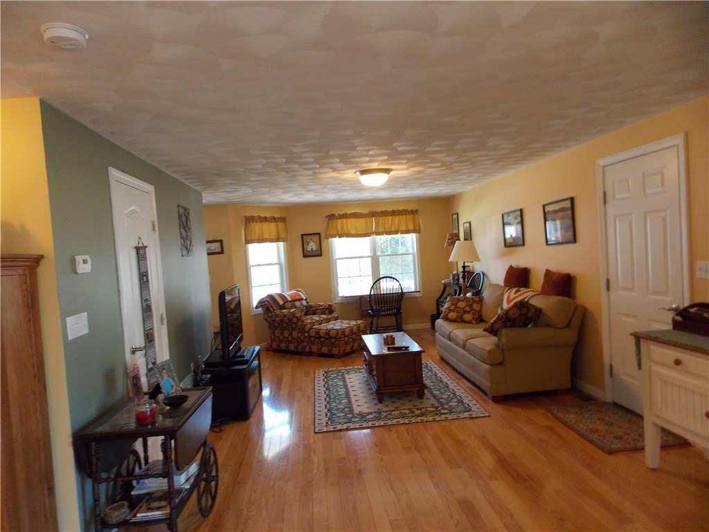 163 Jefferson Road Burrillville, RI 02830 - Photo 2 of 8