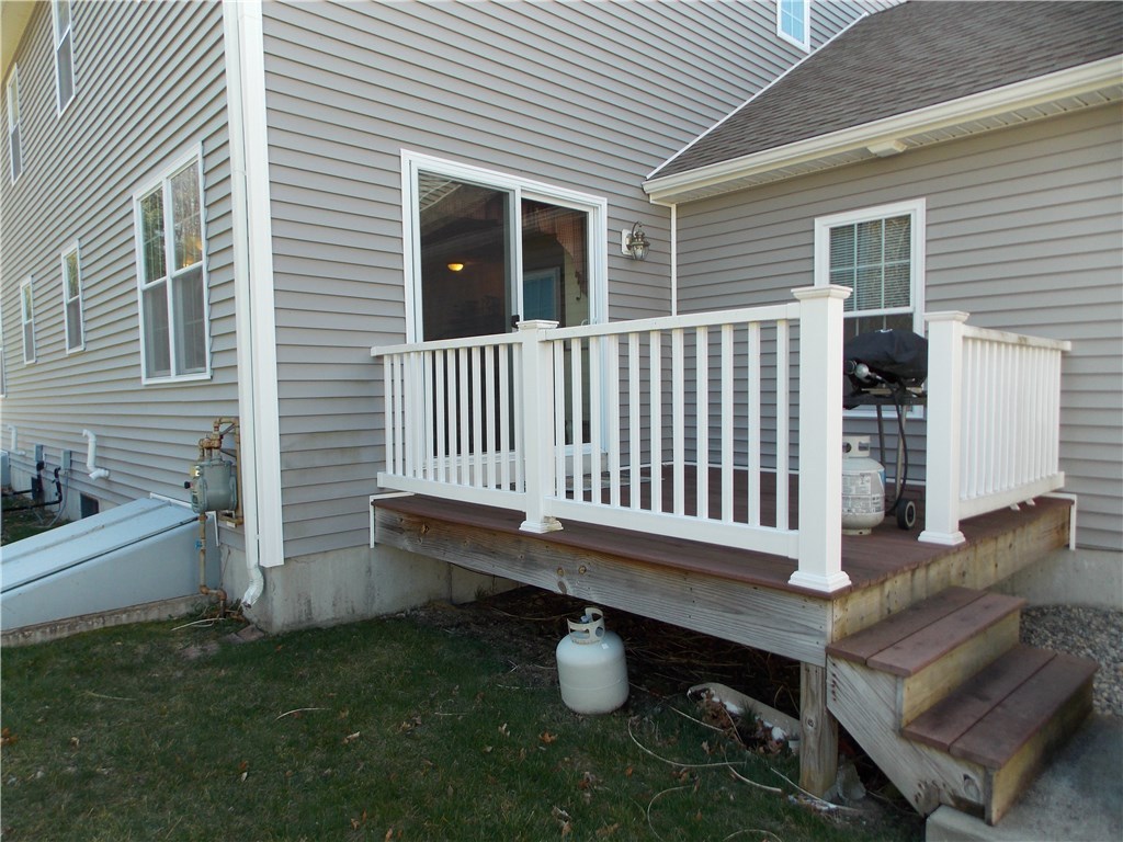 163 Jefferson Road Burrillville, RI 02830 - Photo 6 of 8