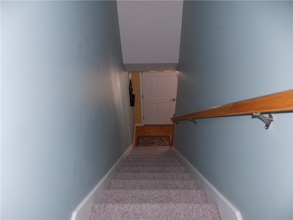 163 Jefferson Road Burrillville, RI 02830 - Photo 7 of 8