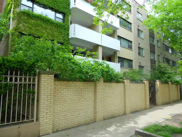 $1,250 | 5616 North Kenmore Avenue, Unit 2E, Chicago, IL 60660