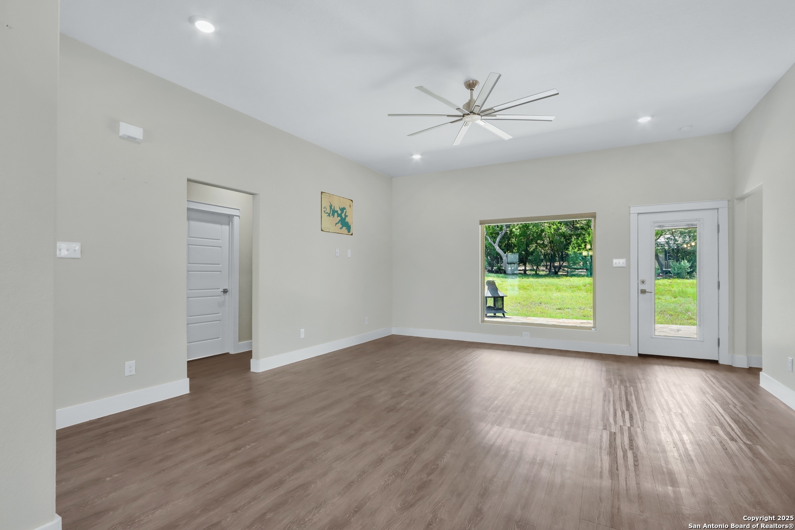 381 Monarch Canyon Lake, TX 78133 - Photo 13 of 42