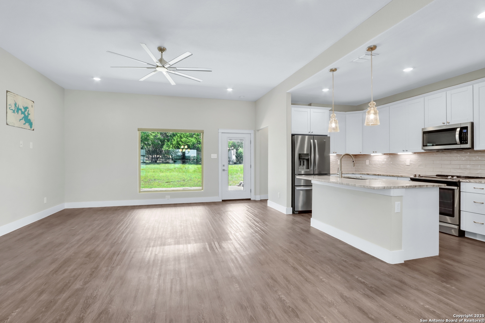 381 Monarch Canyon Lake, TX 78133 - Photo 14 of 42