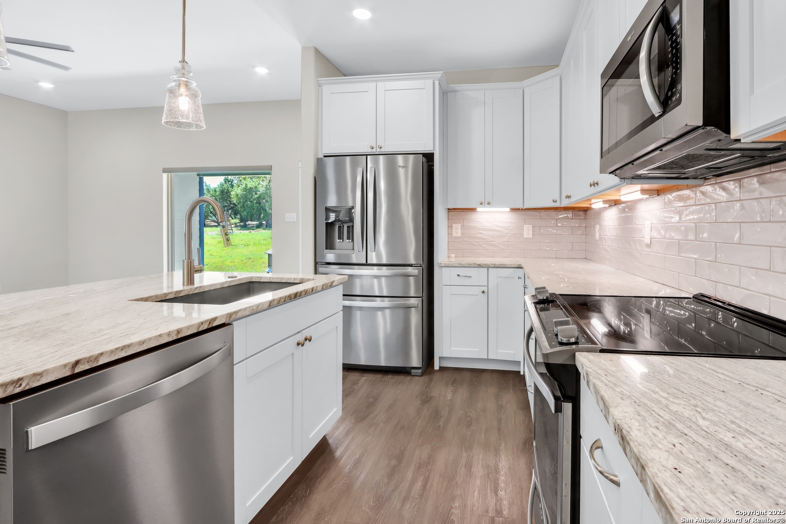 381 Monarch Canyon Lake, TX 78133 - Photo 19 of 42