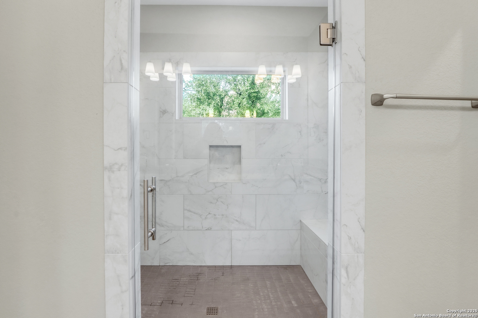 381 Monarch Canyon Lake, TX 78133 - Photo 25 of 42