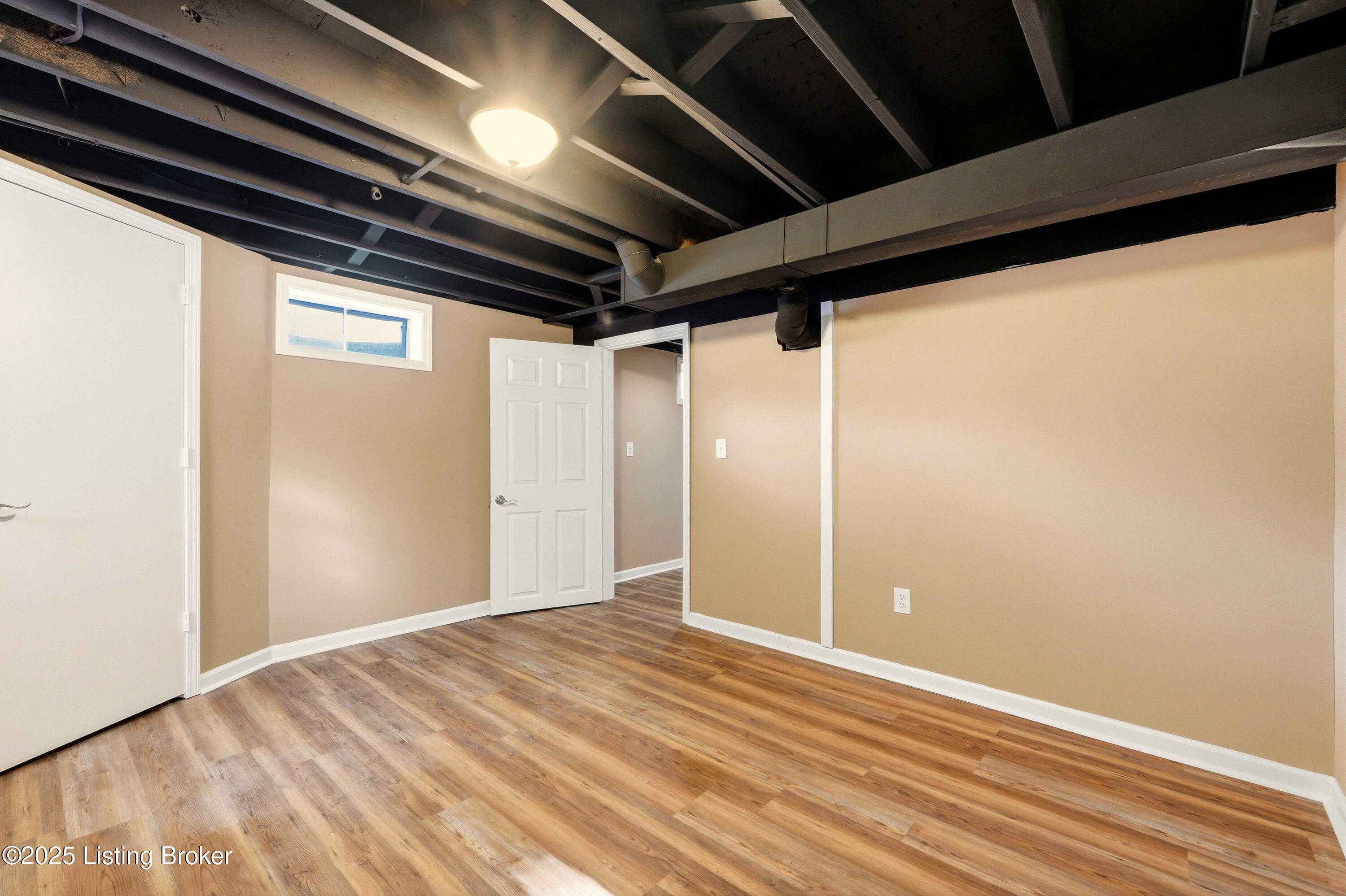 11019 Torrington Road Louisville, KY 40272 - Photo 24 of 28 11019torrington_louisvillerealestatemedi