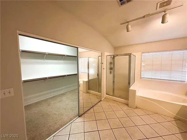 $2,695 | 2566 Golden Bay Court, Henderson, NV 89052