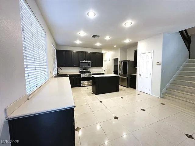 $2,695 | 2566 Golden Bay Court, Henderson, NV 89052