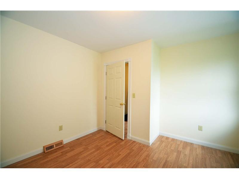 214 Blackberry Lane New Castle, PA 16101 - Photo 13 of 15 Bedroom.