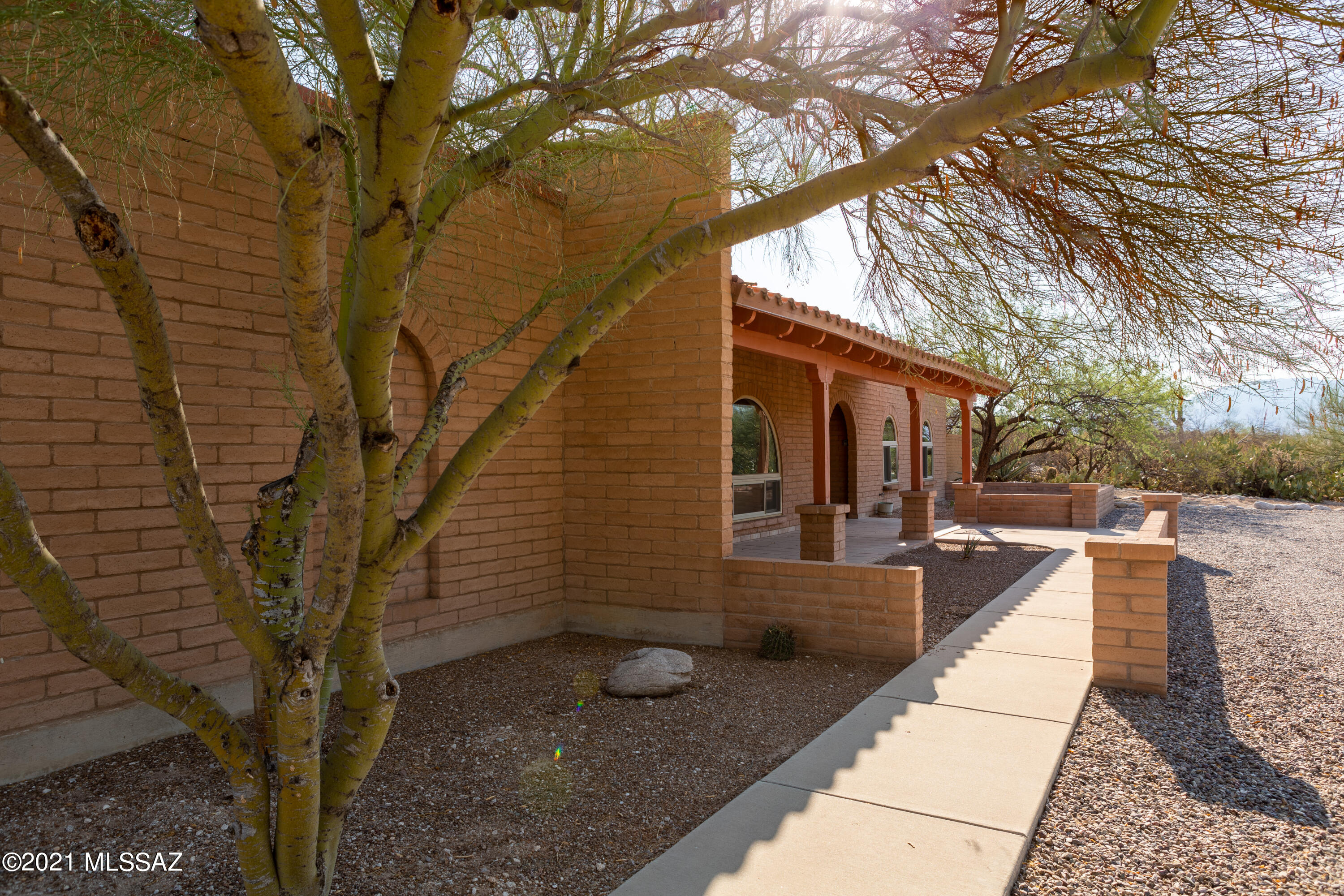 7905 East Cloud Road Tucson, AZ 85750 - Photo 5 of 44 Gallery Image 5