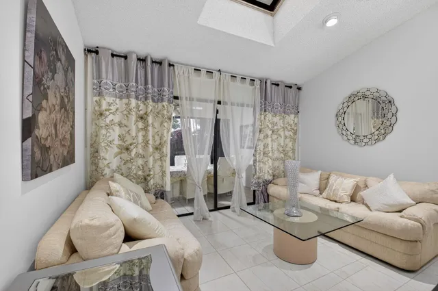 $2,500 | 5782 Brook Bound Lane, Unit A, Boynton Beach, FL 33437