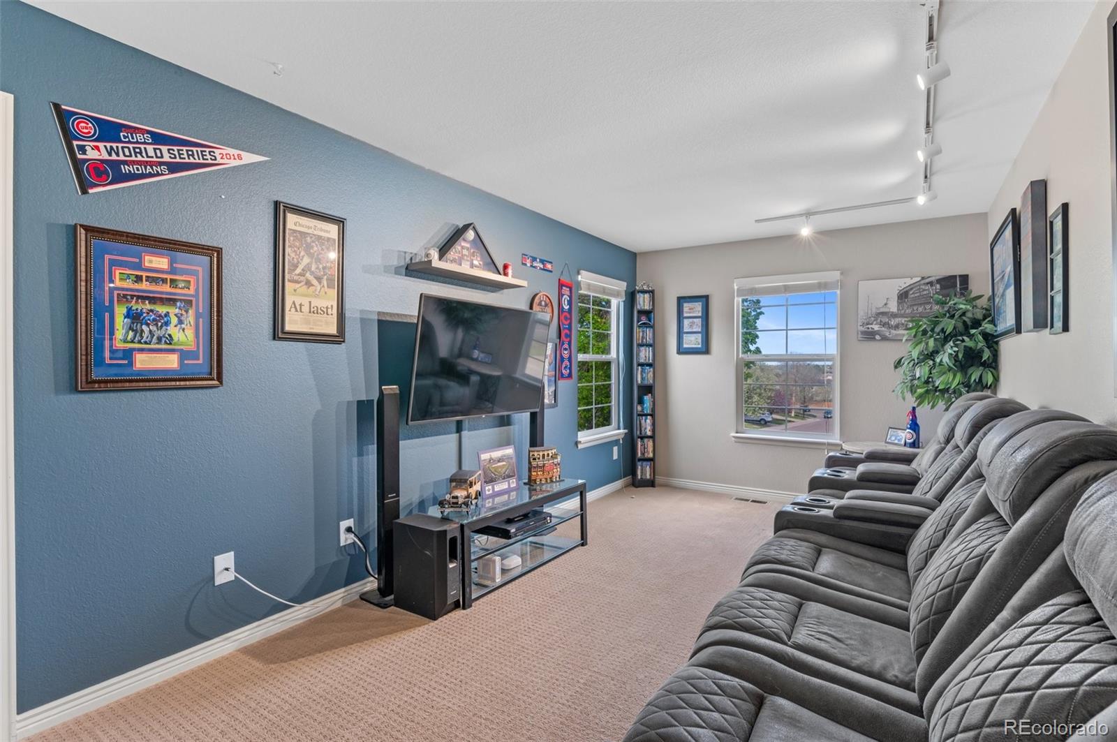 9949 Saybrook Street Highlands Ranch, CO 80126 - Photo 13 of 32 Gallery Image 13