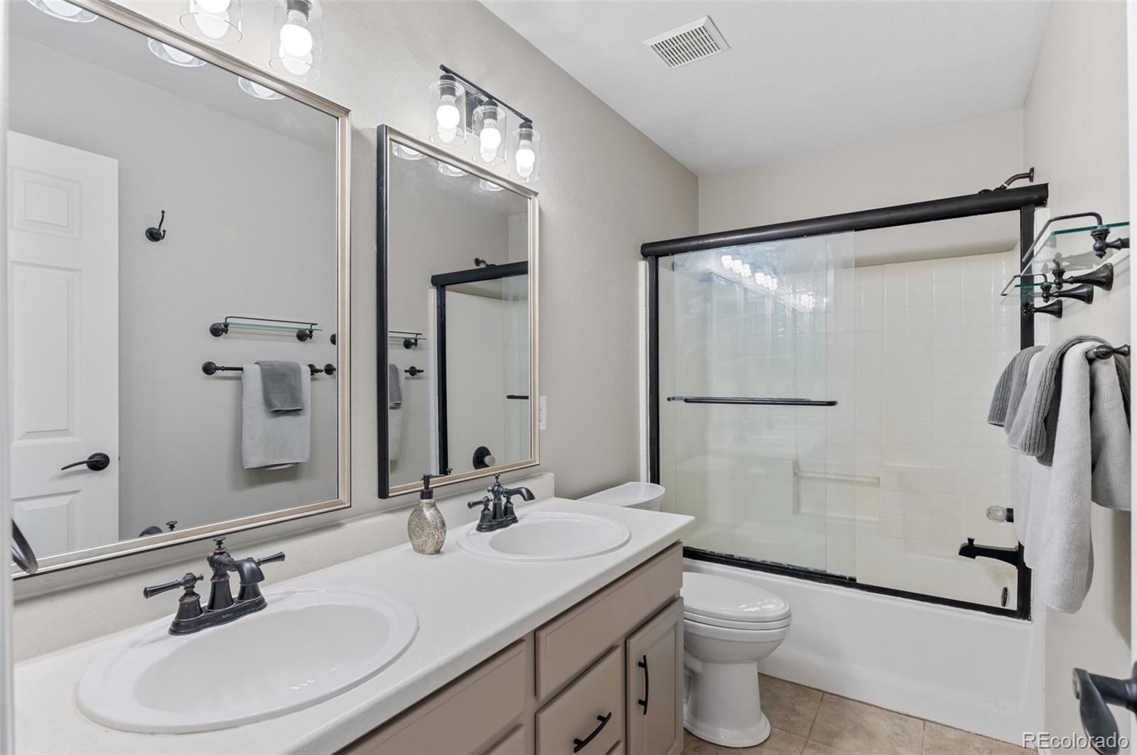 9949 Saybrook Street Highlands Ranch, CO 80126 - Photo 17 of 32 Gallery Image 17