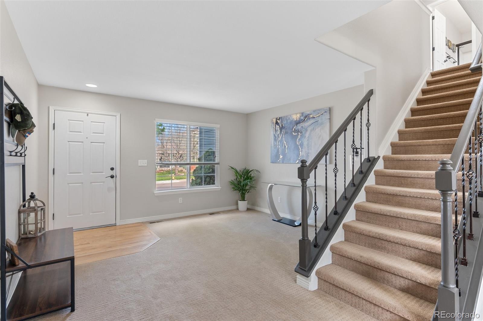 9949 Saybrook Street Highlands Ranch, CO 80126 - Photo 5 of 32 Gallery Image 5