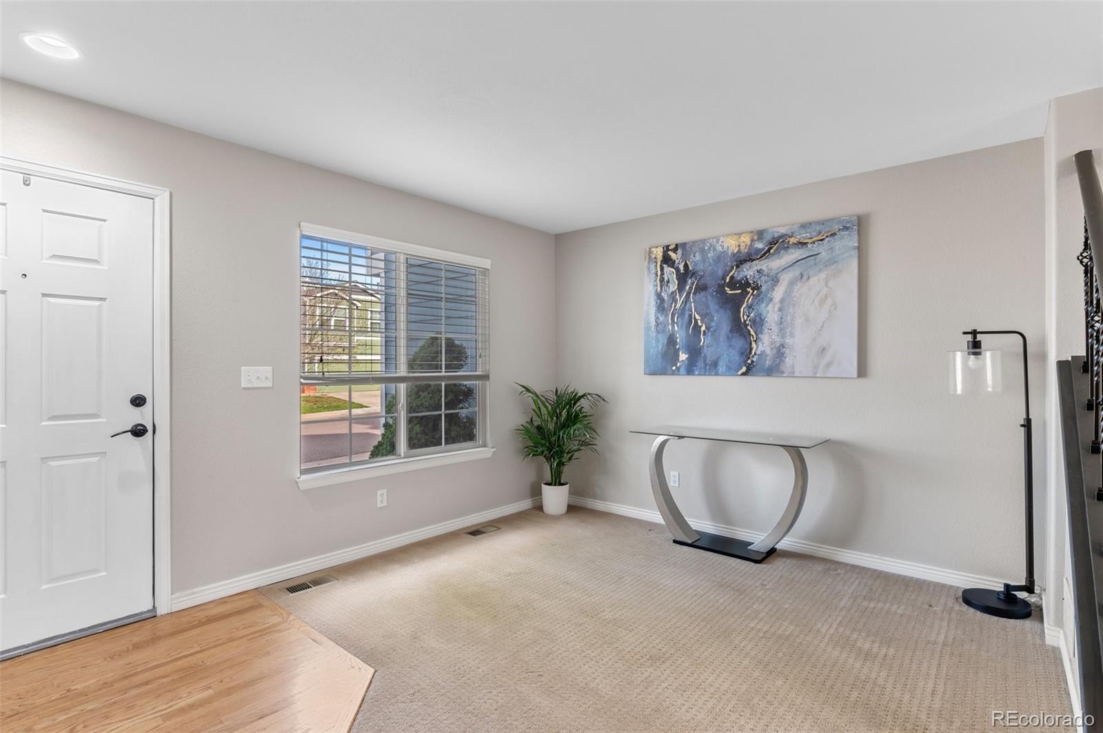 9949 Saybrook Street Highlands Ranch, CO 80126 - Photo 6 of 32 Gallery Image 6