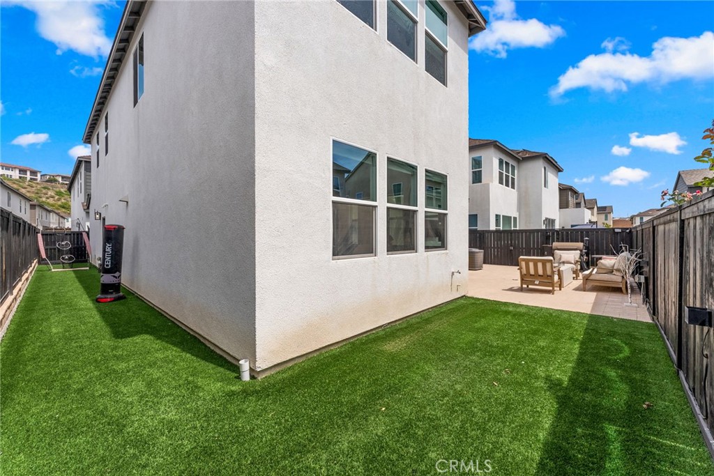 1675 Whitmore Loop Chula Vista, CA 91913 - Photo 22 of 23 Gallery Image 22