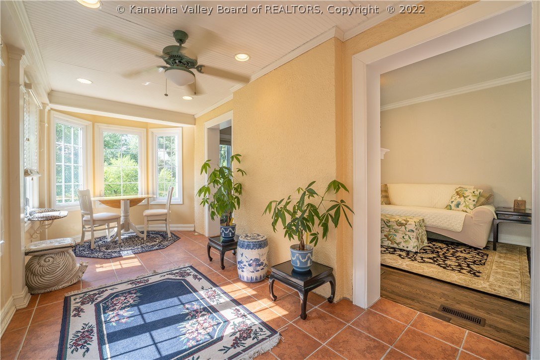 1004 Loudon Heights Road Charleston, WV 25314 - Photo 15 of 43 Gallery Image 15