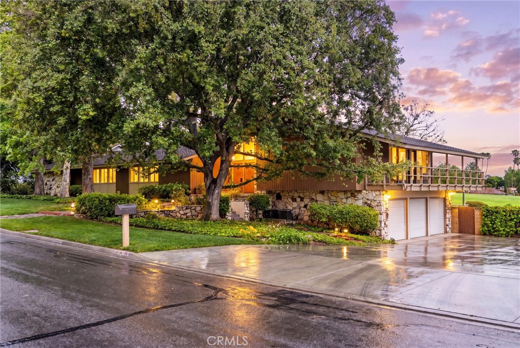 Welcome to North Buena Park. Lighting has been digitally enhanced.