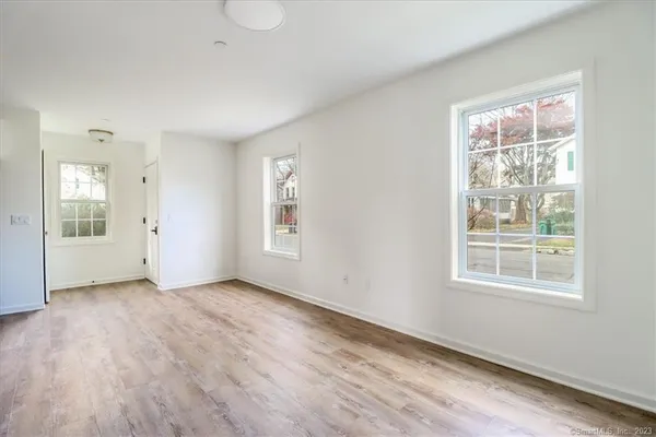 $1,950 | 80 South Street, Unit 105, Bethel, CT 06801