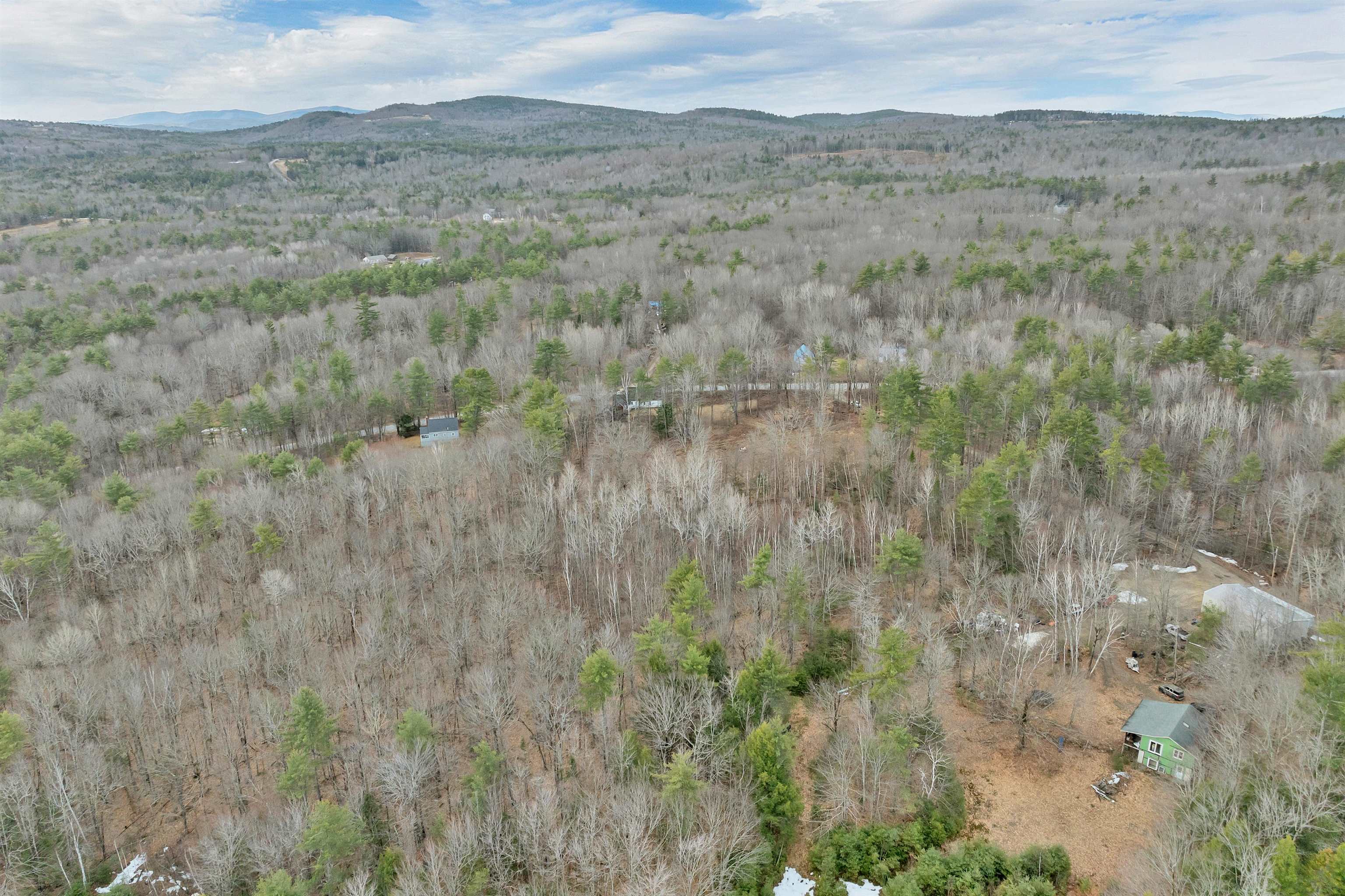 280 Chickville Road Ossipee, NH 03864 - Photo 15 of 32