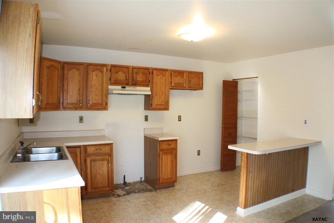 2360 Emig Mill Road Dover, PA 17315 - Photo 5 of 11 Gallery Image 5