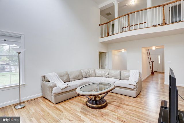 $950,000 | 3814 Park Lake Drive, Rockville, MD 20853