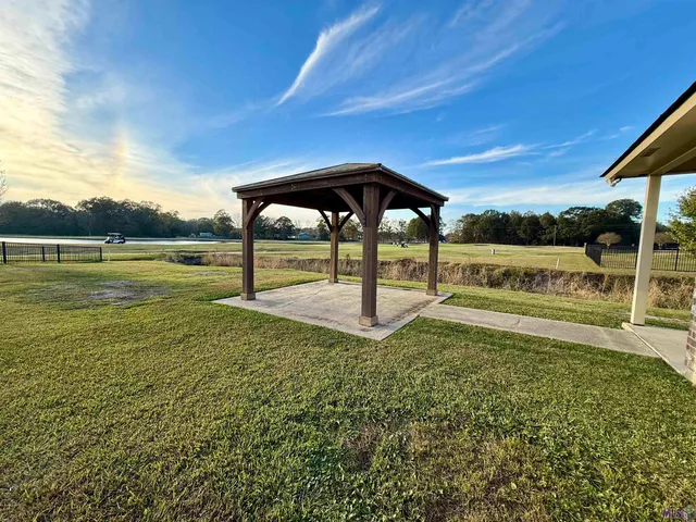 $289,000 | 22747 Beaver Cove Court, Zachary, LA 70791