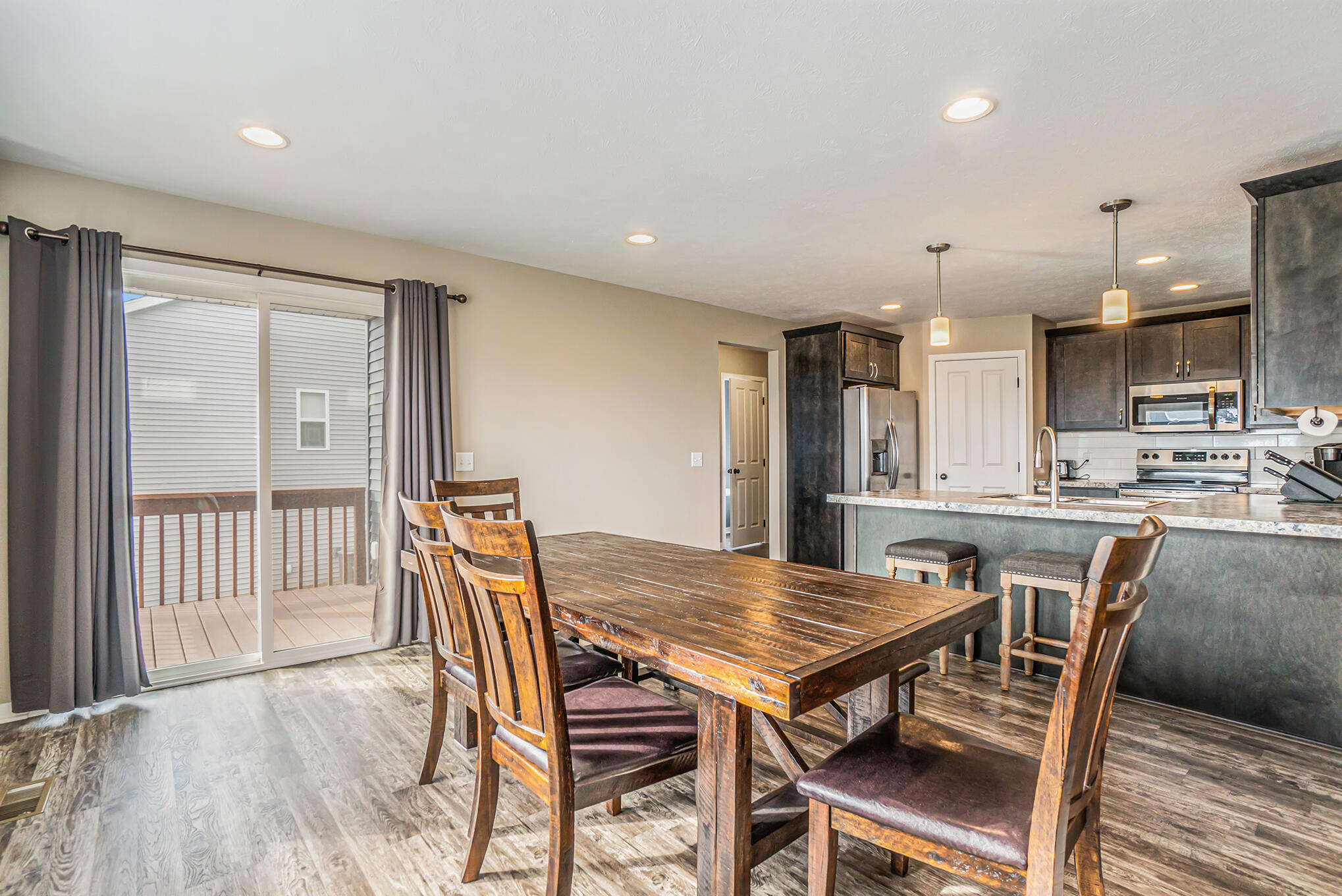 242 Ira Spring Road Holland, MI 49423 - Photo 3 of 36 DSC01416