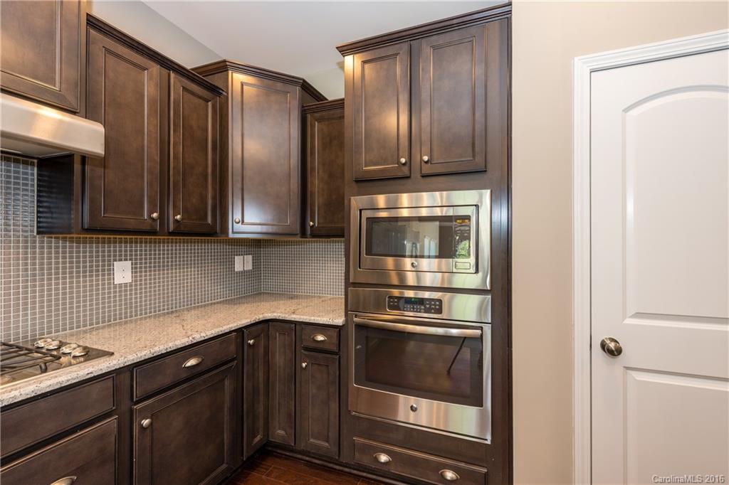 699 Old Cove Road, Unit 39 Tega Cay, SC 29708 - Photo 8 of 24