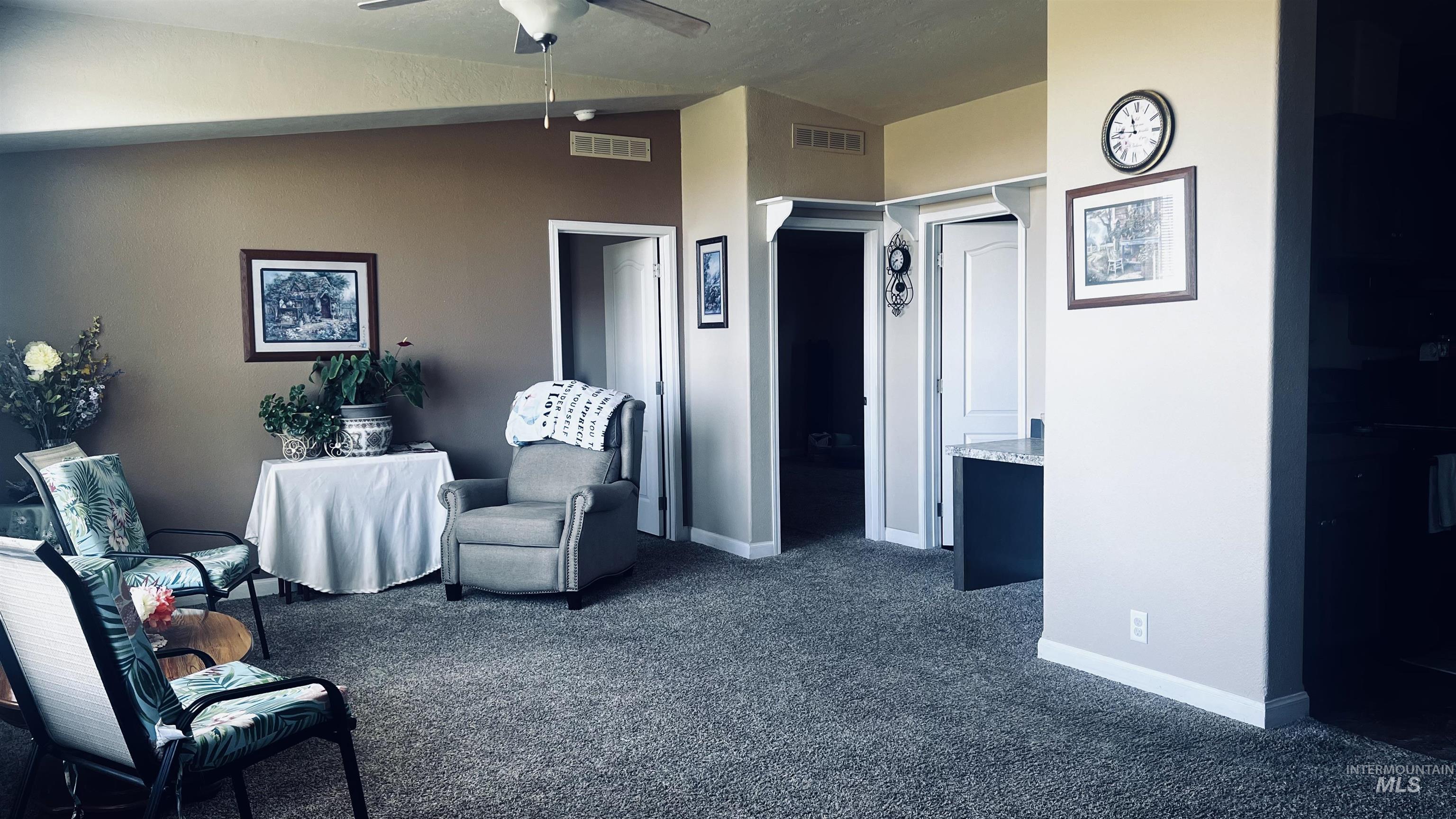 910 Moonglo Road, Unit 24 Buhl, ID 83316 - Photo 15 of 32