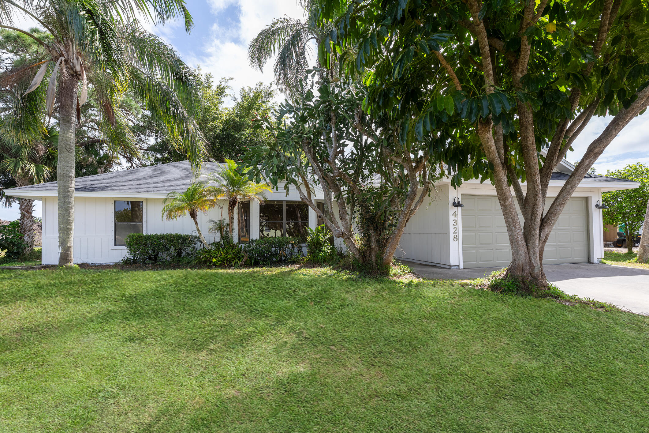 4328 Southwest Jarmer Road Port St. Lucie, FL 34953 - Photo 3 of 26 24-03-04 RE_4328_SW_JARMER_RD-3