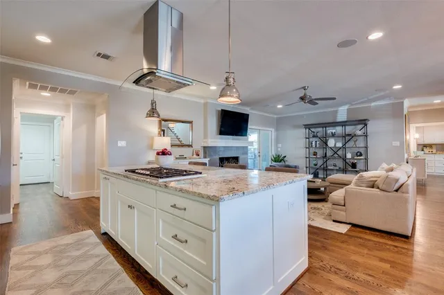 $1,600,000 | 7039 Chantilly Lane, Dallas, TX 75214